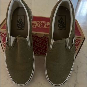 Women’s Vans Slip on Sneakers